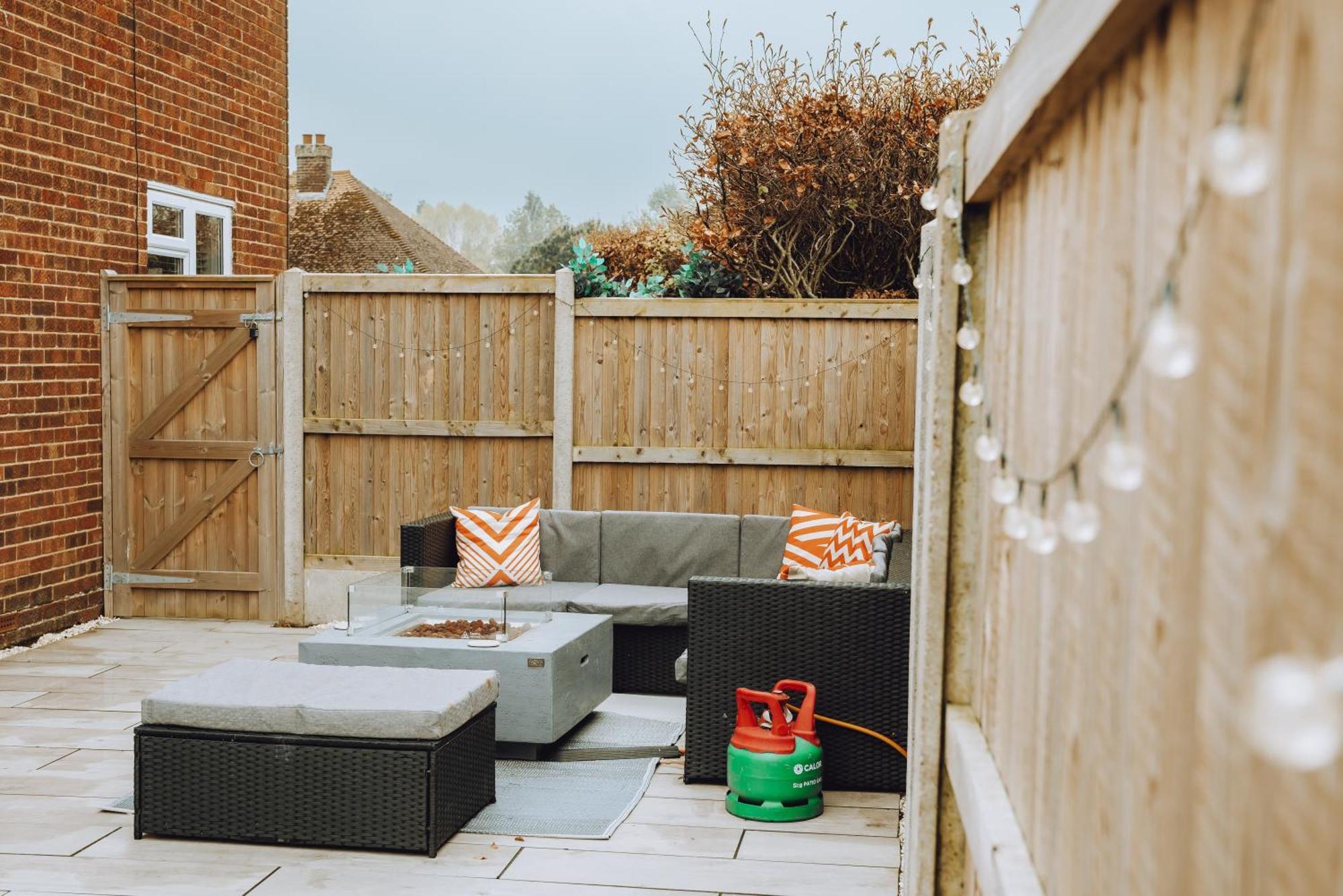 Luxury Recently Renovated 3 Bedroom Home In Sandwich Kent Exteriör bild